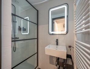 Apartment | Badezimmer
