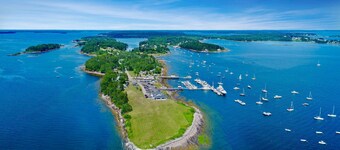 Eider Haven: 1  BR, 1  BA Cottage in Harpswell, Sleeps 4