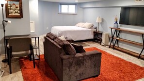 Unclassified image, 2 of 7, button