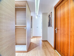 Interior - LLMMOK??JUYG (Agadir)
