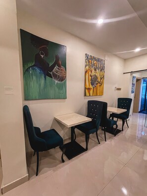 Nicht klassifiziertes Bild, 2 von 30, Schaltfläche