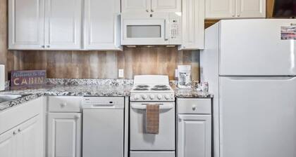 Tiny cabin on 10 acres with pond