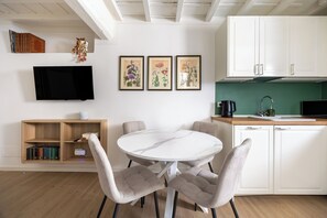 Dining - Lorenzo's Home (Firenze)