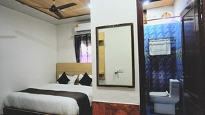 Deluxe Room, Garden View - Jungle Nest Retreat Resort (Ramnagar)