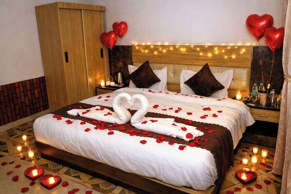 Deluxe Room, Garden View - Jungle Nest Retreat Resort (Ramnagar)