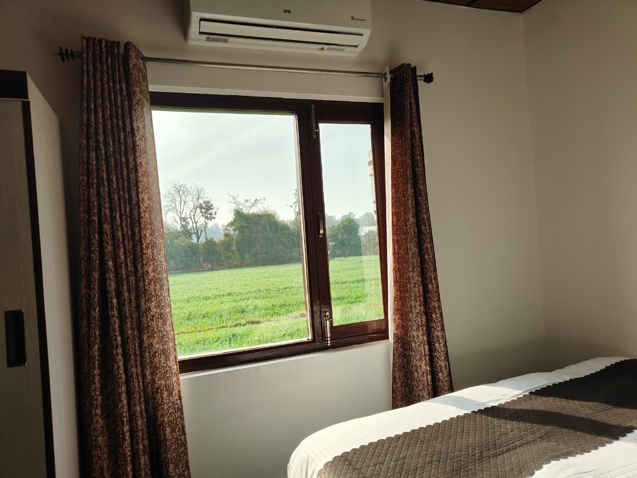 Deluxe Room, Garden View