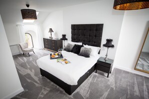 Unclassified image, 5 of 21, button - Stunning 3 Bed Converted Village Hall (Kelso)