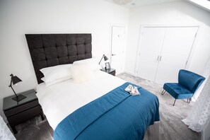 3 bedrooms, iron/ironing board, free wired Internet, bed sheets - Stunning 3 Bed Converted Village Hall (Kelso)