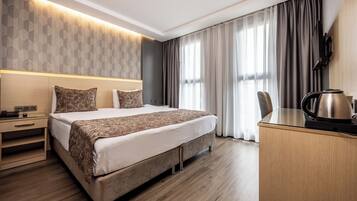 In-room safe, soundproofing, free WiFi