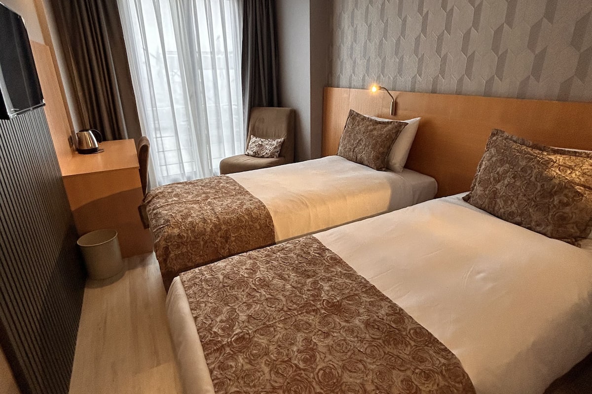 Superior Room | In-room safe, soundproofing, free WiFi