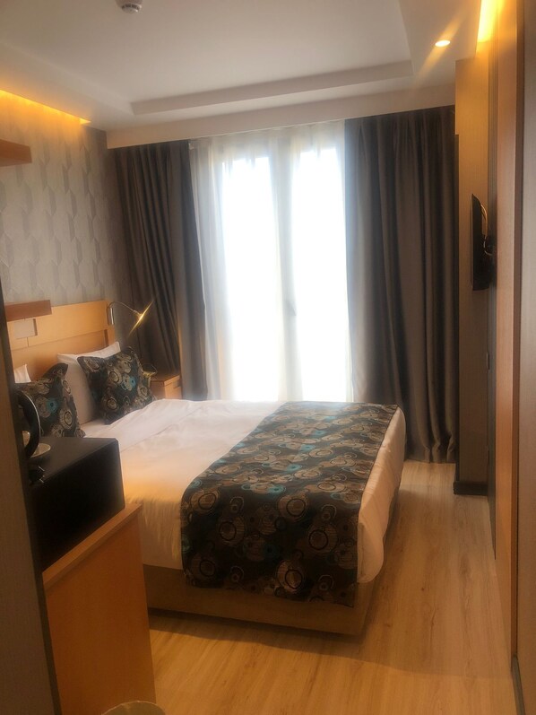 Standard Double Room - Heya Hotel (Beyoğlu)