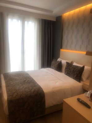 Standard Double Room - Heya Hotel (Beyoğlu)