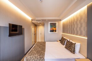 Superior Room | In-room safe, soundproofing, free WiFi - Heya Hotel (Istanbul)