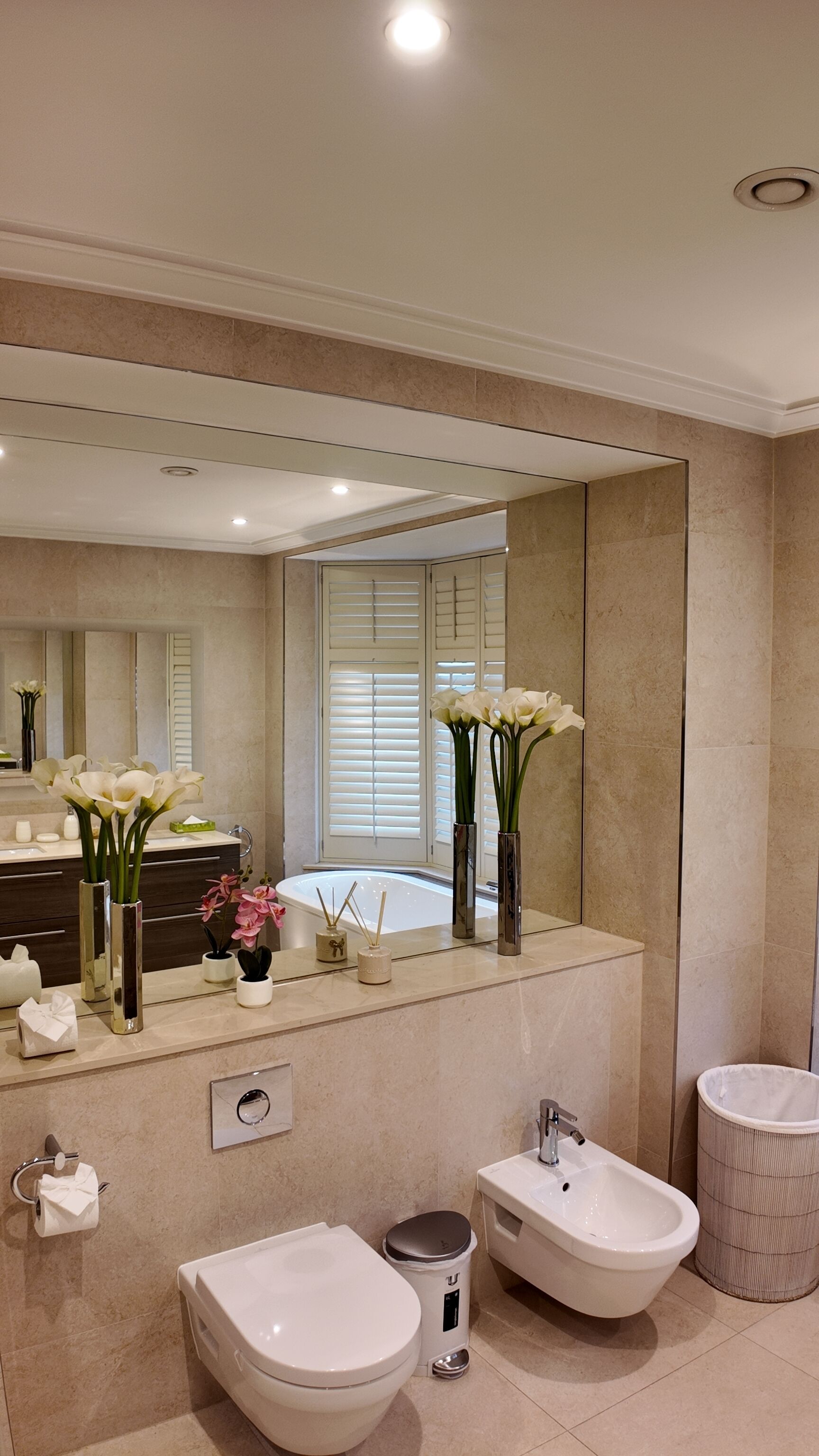 Hair dryer, bidet, towels, soap