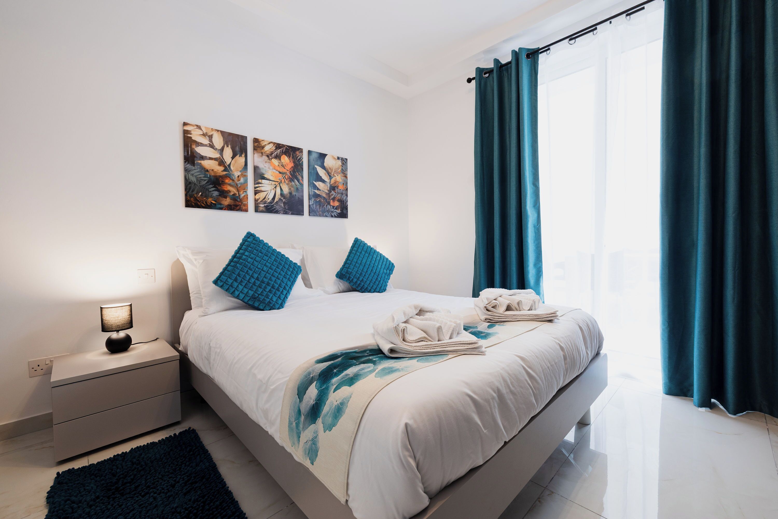 3 habitaciones, tabla de planchar con plancha y wifi gratis 