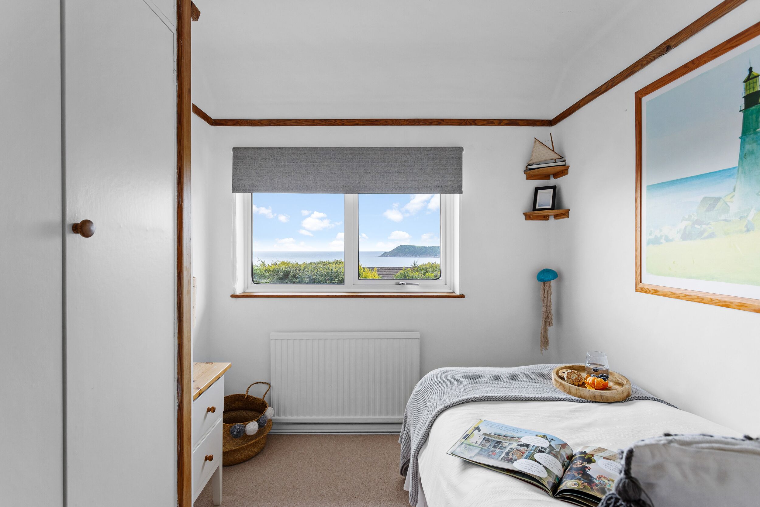 3 makuuhuonetta, yksilöllisesti sisustettu, yksilöllisesti kalustettu