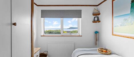 3 bedrooms, individually decorated, individually furnished, free WiFi