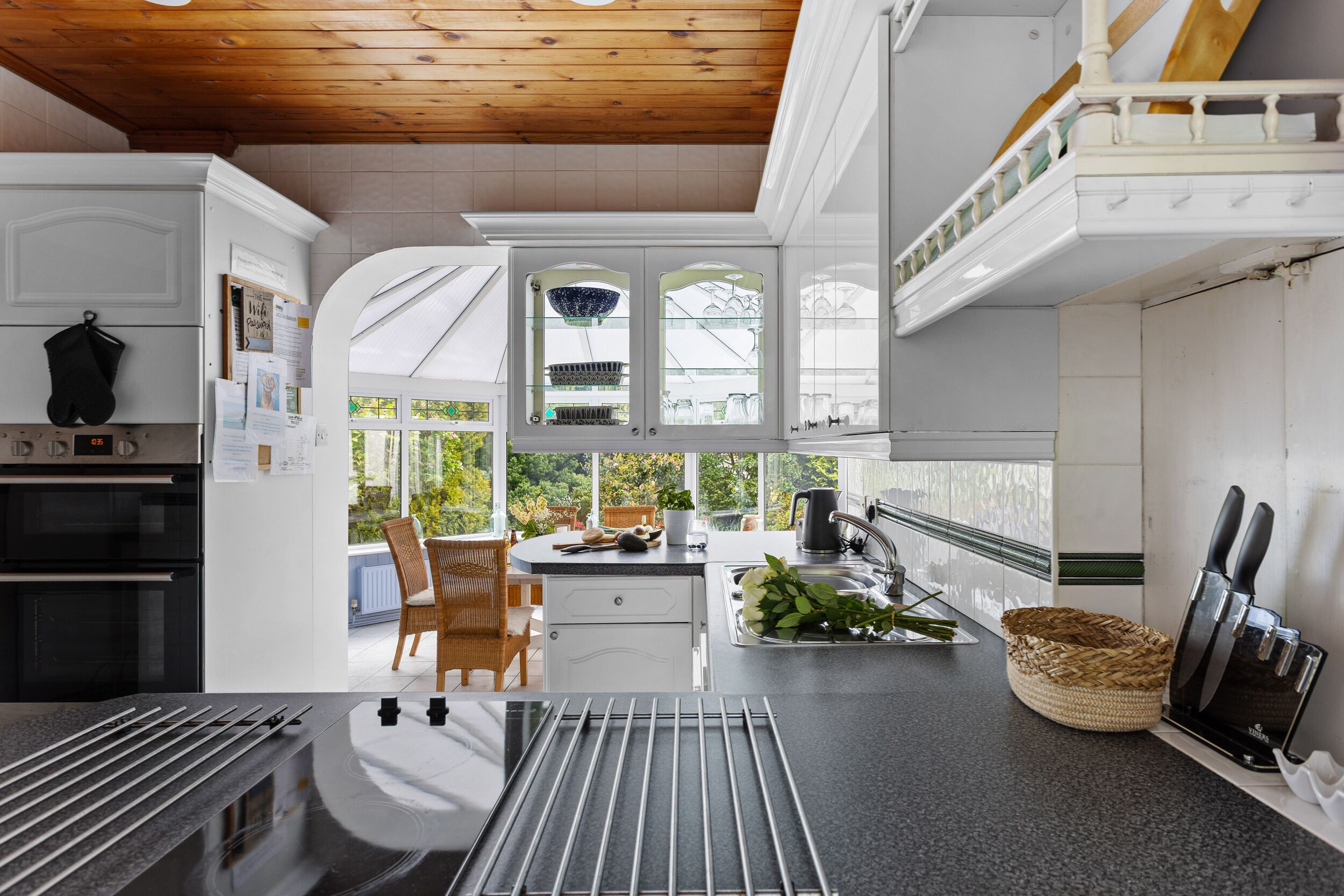 Lavavajillas y utensilios de cocina 