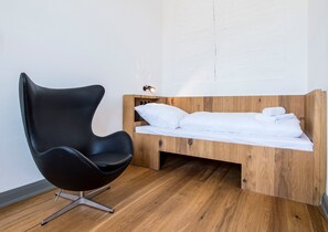 3 bedrooms, WiFi, bed sheets - Apartment Kultur Gut Hasselburg – Saxophon with Shared Terrace and Wi-Fi (Altenkrempe)