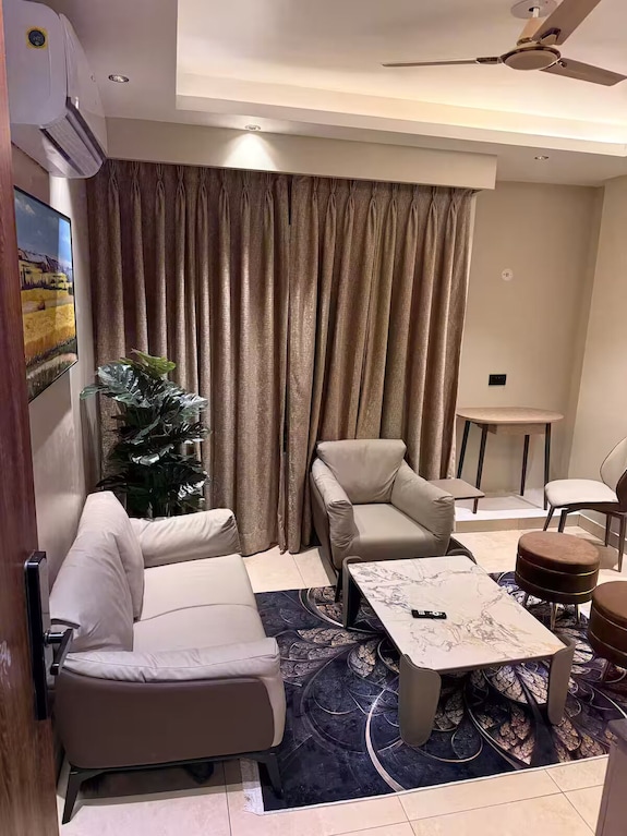 Pks Town Central - Ghaziabad