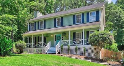 Ina’s Guest Suite
Prime location in Fayetteville Georgia!