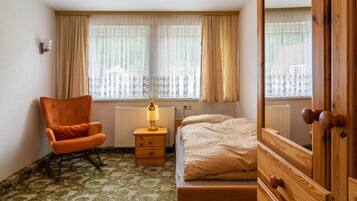 8 Schlafzimmer, Bügeleisen/Bügelbrett, WLAN, Bettwäsche