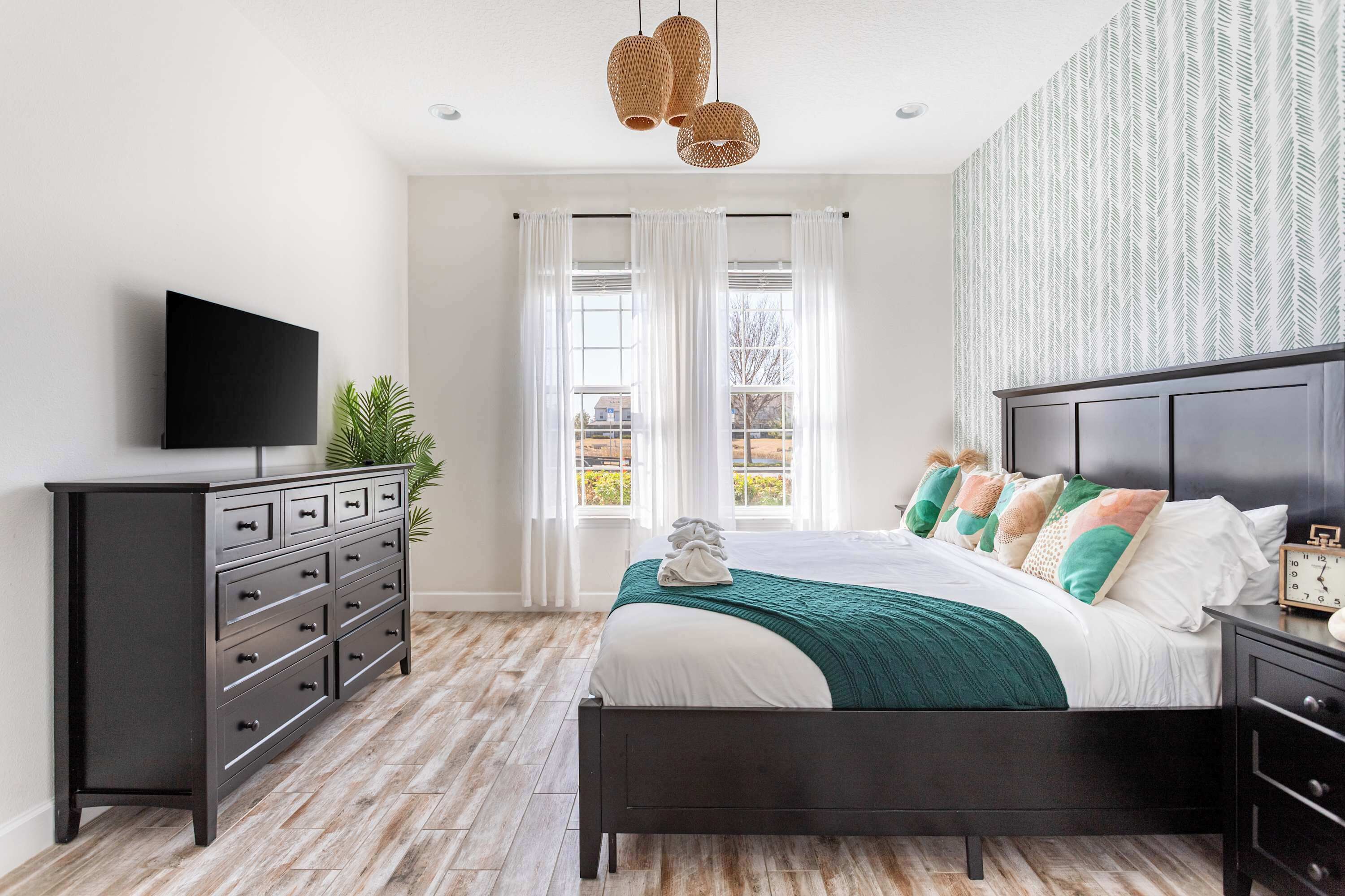 4 多间卧室、熨斗/熨衣板、旅行婴儿床、WiFi