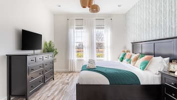 4 bedrooms, iron/ironing board, travel cot, WiFi