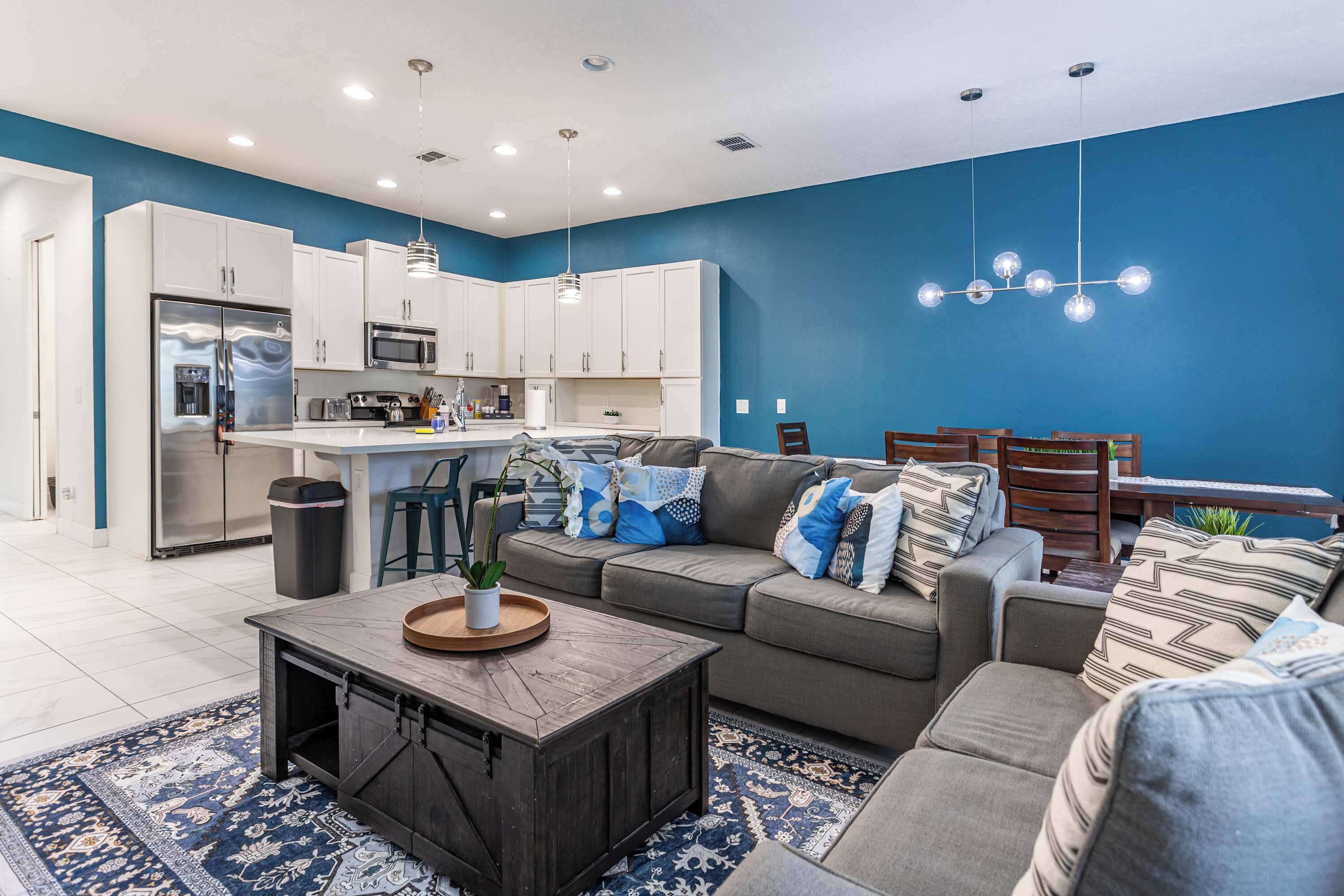 Smart TV, videojuegos, futbolito y libros 