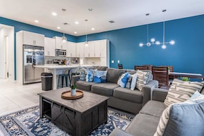 Smart TV, videojuegos, futbolito y libros 