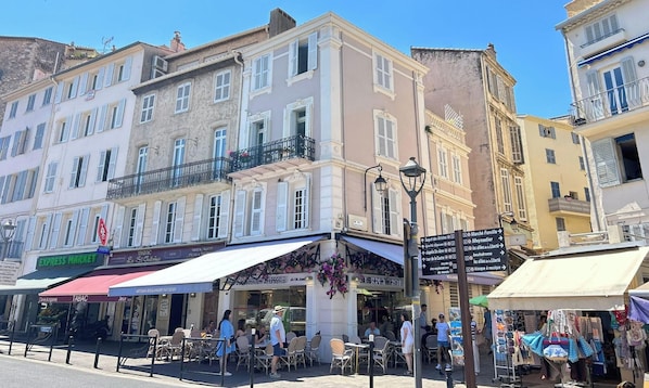 House - Studio Moderne Centre Cannes A0b065 (Cannes)