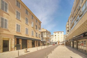 Apartment | 2 bedrooms - Ref 411586 in Cannes (Cannes)