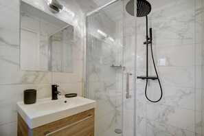 House - Joli Studio Belle Terrasse Centre Cannes A0b169 (Cannes)