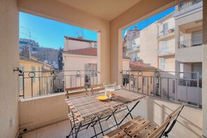 House - Magnifique 3 pi ces Avec Terrasse A2b238 (Cannes)