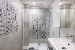 House - 4 Pieces Balcon Martinez A3b130 (Cannes)