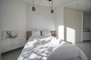 House | 6 bedrooms - Maison DE Ville 6 Chambres Terrasse A6b002 (Cannes)