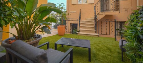 Ref 682660 in Cannes