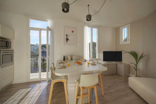 Ref 682660 in Cannes