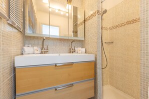 Apartment | 1 bedroom - Ref 685546 in Cannes (Cannes)