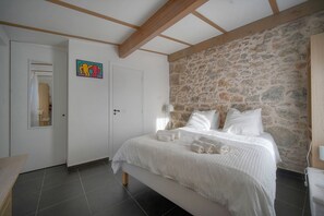 House - 3 Chambres Terrasse et 1 Chambre Studio A4b026 (Cannes)