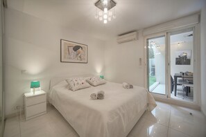 House | 1 bedroom - Moderne 2 Pi ces Avec Terrasse A1b263 (Cannes)
