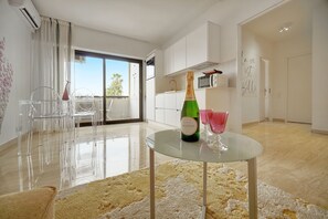 House - 2 Chambres Balcon vue Mer A2b262 (Cannes)