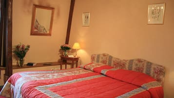 Classic-Doppel- oder -Zweibettzimmer