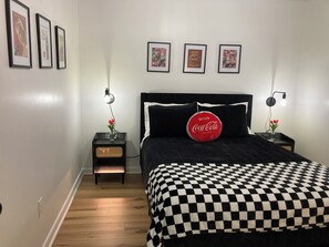 1 bedroom, WiFi, bed sheets