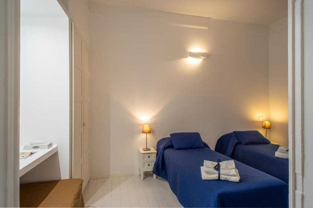 Twin Room, Non Smoking, Private Bathroom | In-room safe, soundproofing, iron/ironing board, free WiFi