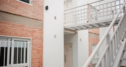 Dept. Family ideal for couples with Pet-friendly cradle, IUPA General Roca area.