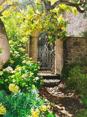 Exterior detail - Studio "Le Petit Cocon" near the sea (Erquy)