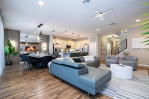 Luokittelematon kuva, 4 kautta 93, painike