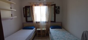 2 slaapkamers, een strijkplank/strijkijzer, wifi, beddengoed