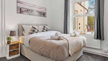 3 bedrooms, iron/ironing board, Internet, bed sheets